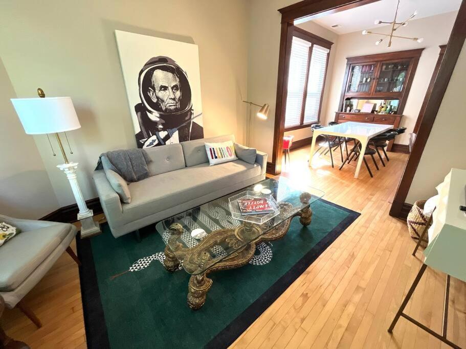 Irving Park/avondale Updated Vintage Unit 2-flat Chicago